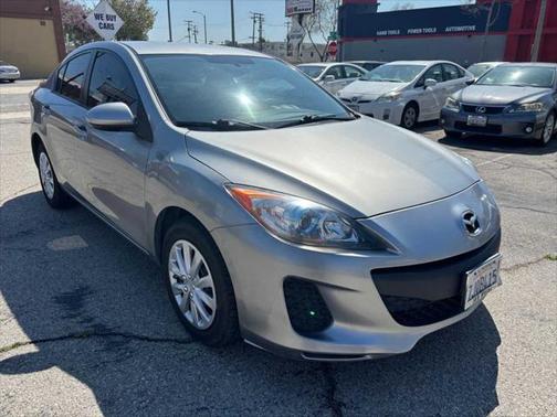 2013 Mazda Mazda3 i Sport