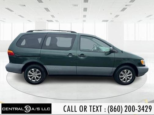 2000 Toyota Sienna LE