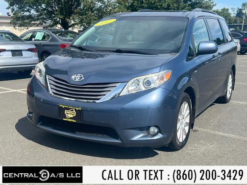 2017 Toyota Sienna XLE Premium