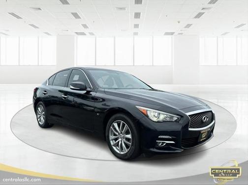 2015 INFINITI Q50 Premium