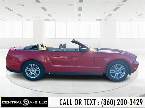 2011 Ford Mustang V6