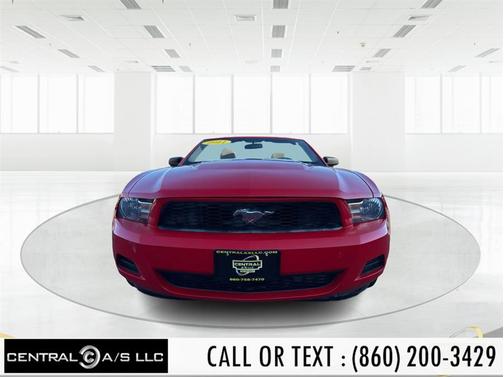 2011 Ford Mustang V6
