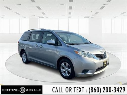 2014 Toyota Sienna LE