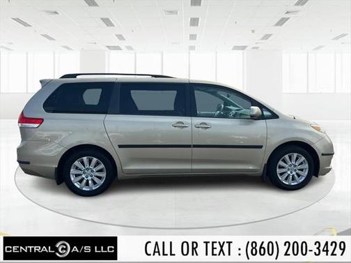 2011 Toyota Sienna XLE