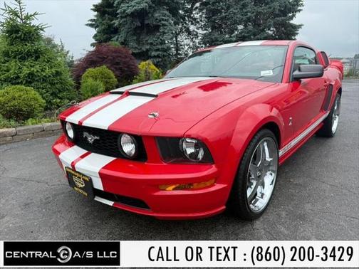 2005 Ford Mustang GT Premium