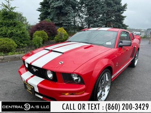 2005 Ford Mustang GT Premium