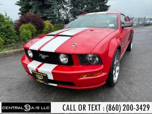 2005 Ford Mustang GT Premium