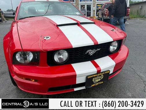 2005 Ford Mustang GT Premium