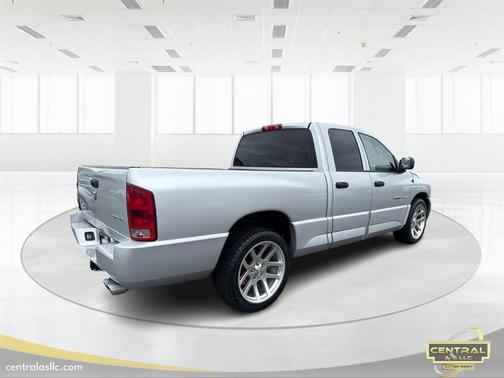 2005 Dodge Ram 1500 SRT-10 Quad Cab