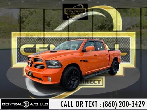 2017 RAM 1500 Night Crew Cab 4x4 5'7' Box