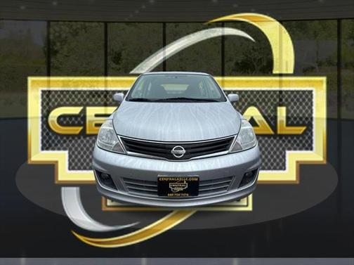 2010 Nissan Versa 1.8 SL
