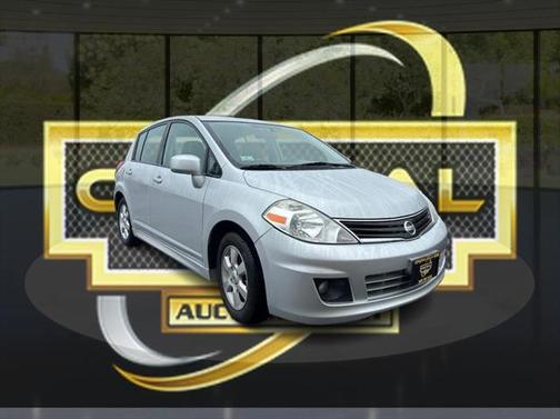 2010 Nissan Versa 1.8 SL