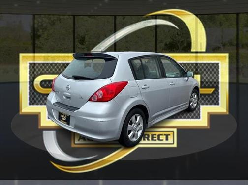 2010 Nissan Versa 1.8 SL