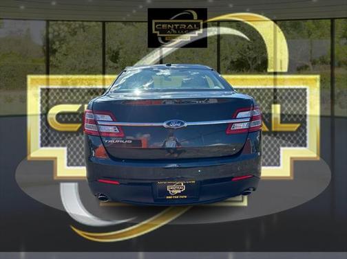 2015 Ford Taurus SE