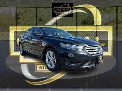 2015 Ford Taurus SE
