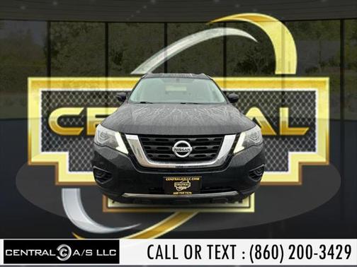 2018 Nissan Pathfinder SV