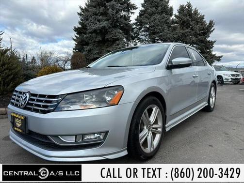 2015 Volkswagen Passat 3.6L V6 DSG SEL Premium