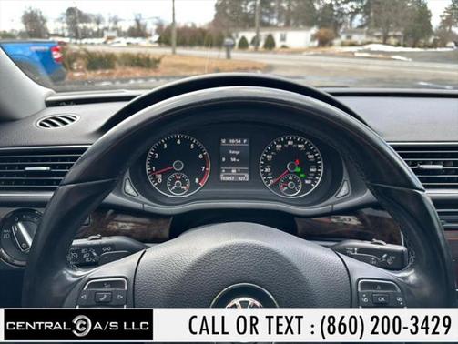 2015 Volkswagen Passat 3.6L V6 DSG SEL Premium