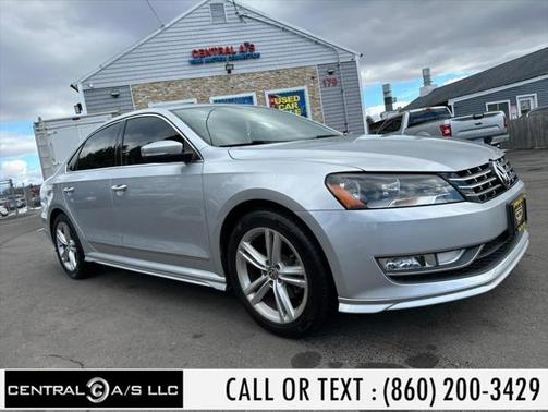 2015 Volkswagen Passat 3.6L V6 DSG SEL Premium