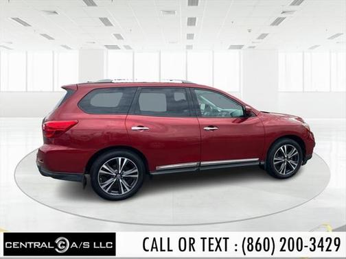 2017 Nissan Pathfinder Platinum