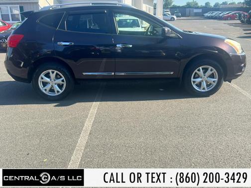 2011 Nissan Rogue SV