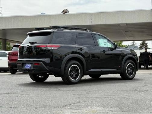 2025 Nissan Pathfinder Rock Creek 4WD