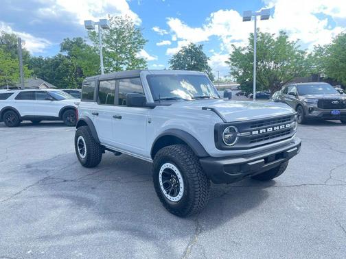 Avalanche Gray 2026 Ford Bronco Big Bend
