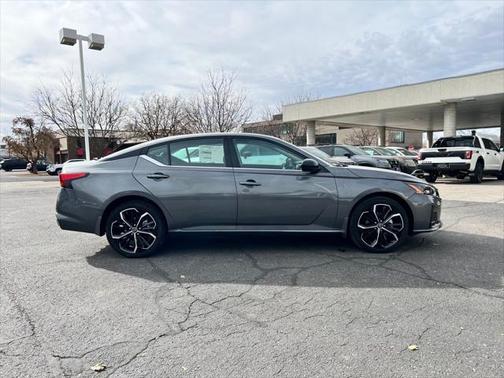 2025 Nissan Altima SR AWD