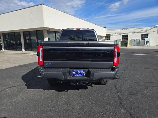2026 Ford F-350 Platinum