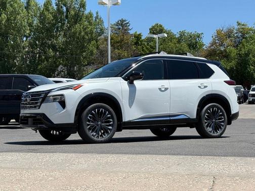2025 Nissan Rogue Platinum