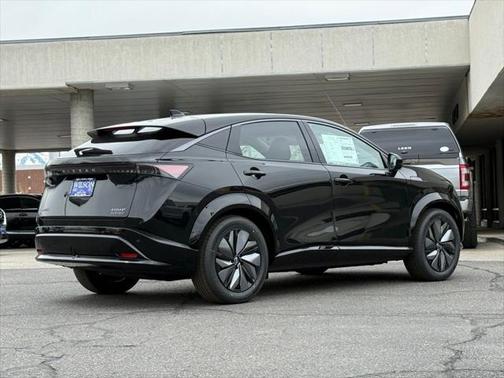 2025 Nissan ARIYA EVOLVE+