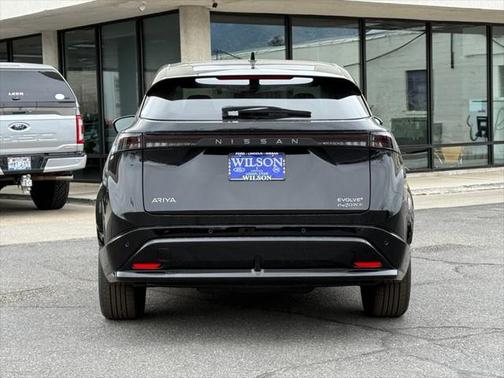 2025 Nissan ARIYA EVOLVE+