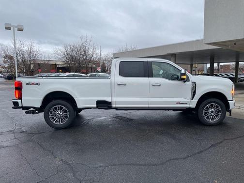 2026 Ford F-350 Platinum