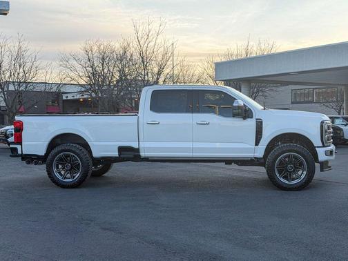 2026 Ford F-350 Platinum