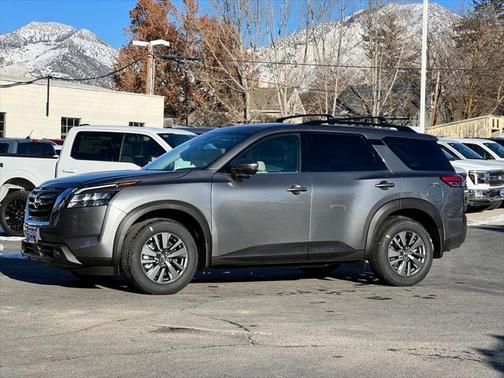 2025 Nissan Pathfinder SV 4WD