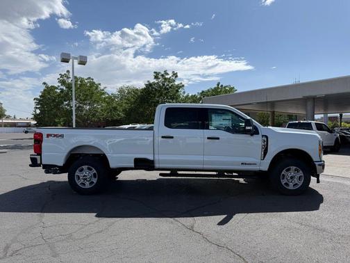 2025 Ford F-350 XLT