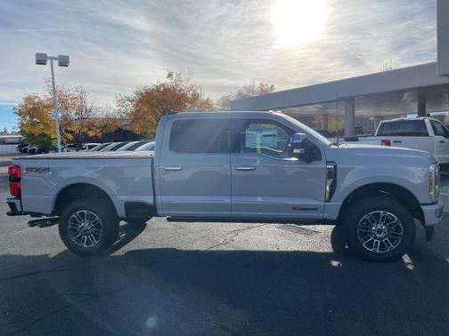 2026 Ford F-350 Platinum