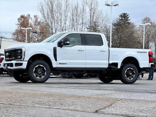 2025 Ford F-350 Lariat