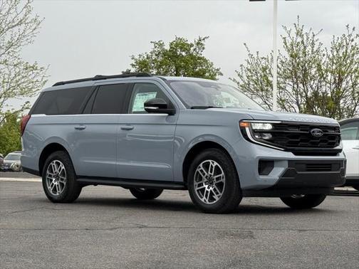 2025 Ford Expedition Max Active 4x4