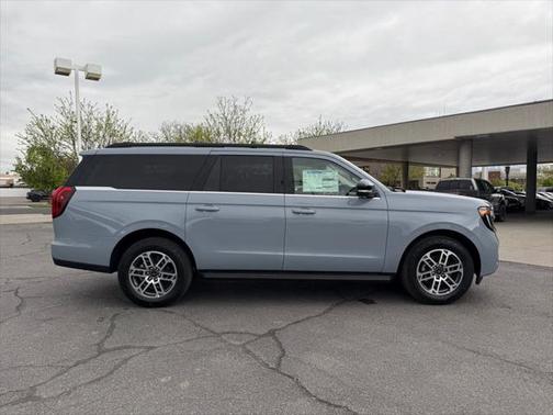 2025 Ford Expedition Max Active 4x4