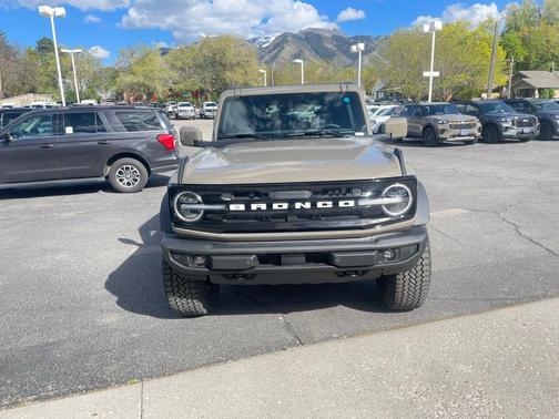 Marsh Gray 2026 Ford Bronco Outer Banks
