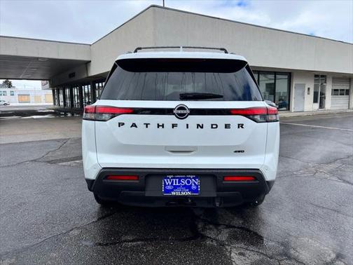 2025 Nissan Pathfinder SV 4WD