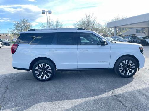 Space Silver Metallic 2026 Ford Expedition Platinum