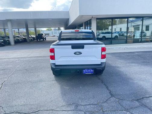 Oxford White 2026 Ford Maverick XL