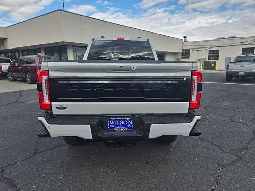 2026 Ford F-350 Platinum