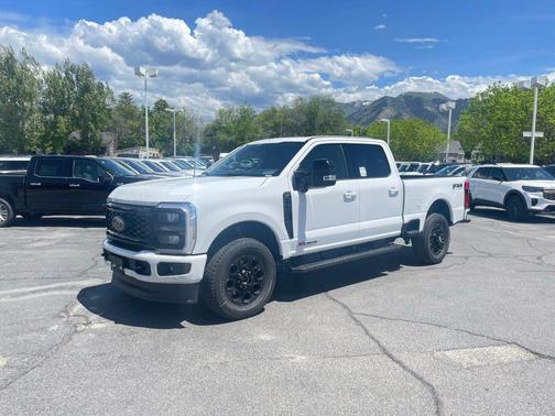Oxford White 2026 Ford F-350 Lariat