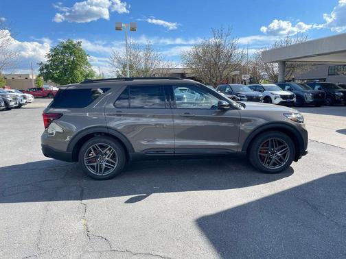 Marsh Gray 2026 Ford Explorer ST