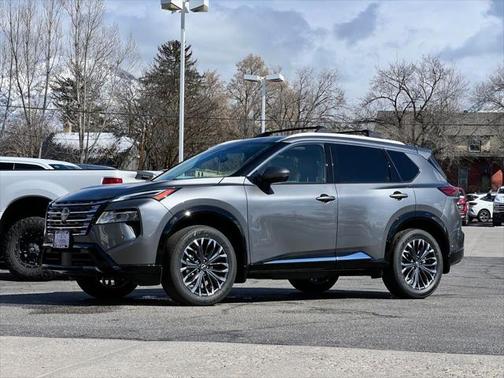 2025 Nissan Rogue Platinum