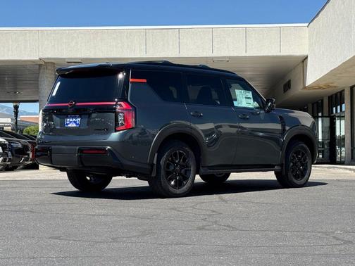 2025 Nissan Armada PRO-4X 4WD