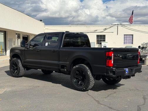 2025 Ford F-350 Platinum